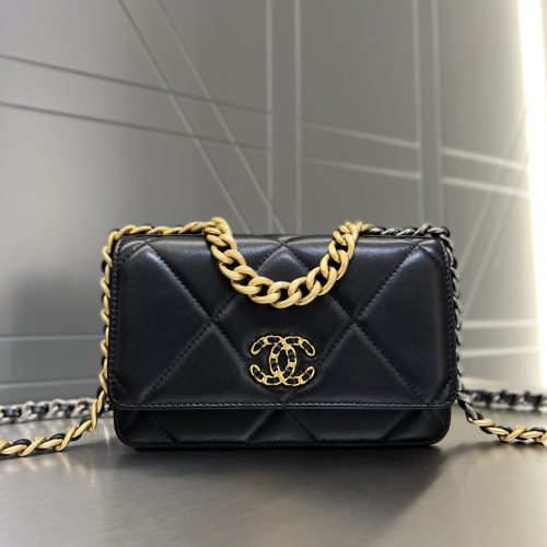 Chanel19WOC