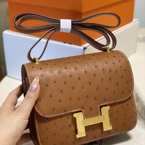 Hermès Constance